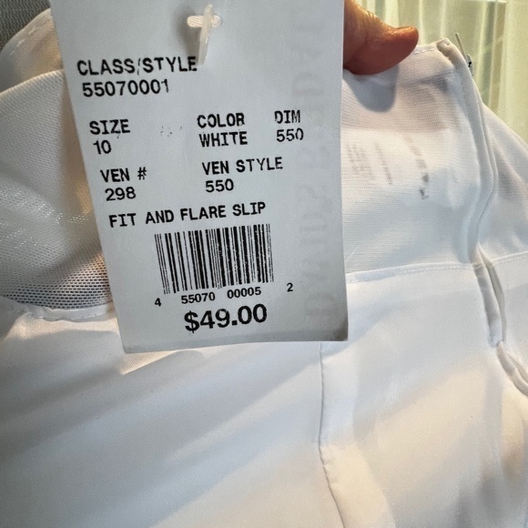 David’s Bridal Fit & Flare Slip white size 10 w/ zipper sleeveless NWT - Picture 11 of 12